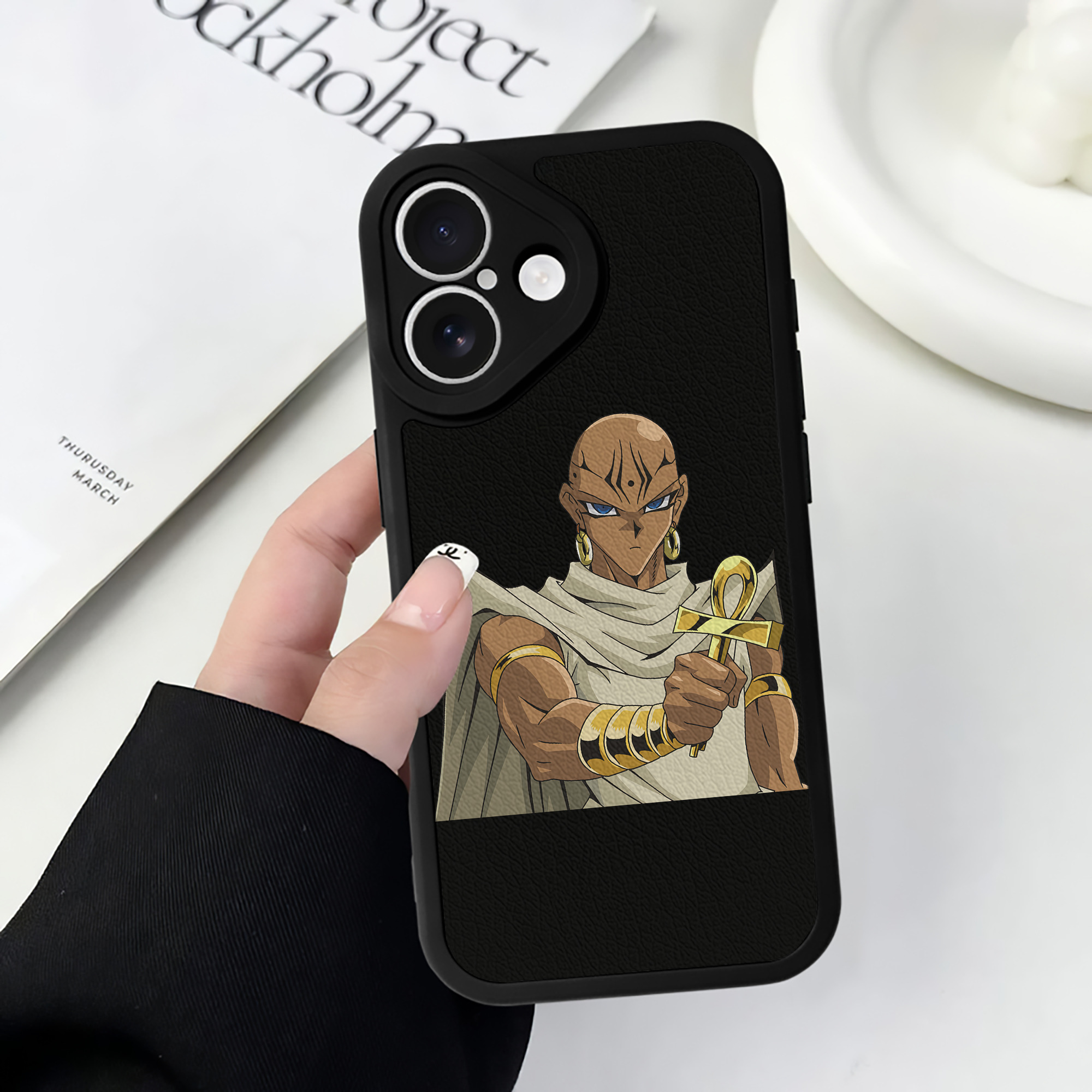 （画像用） 遊☆戯☆王 Yu-Gi-Oh! 【iPhone 16シリーズ対応】シリコンスマホケース（レザー調） 材質：シリコン